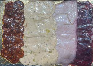 Plateau varié de charcuterie